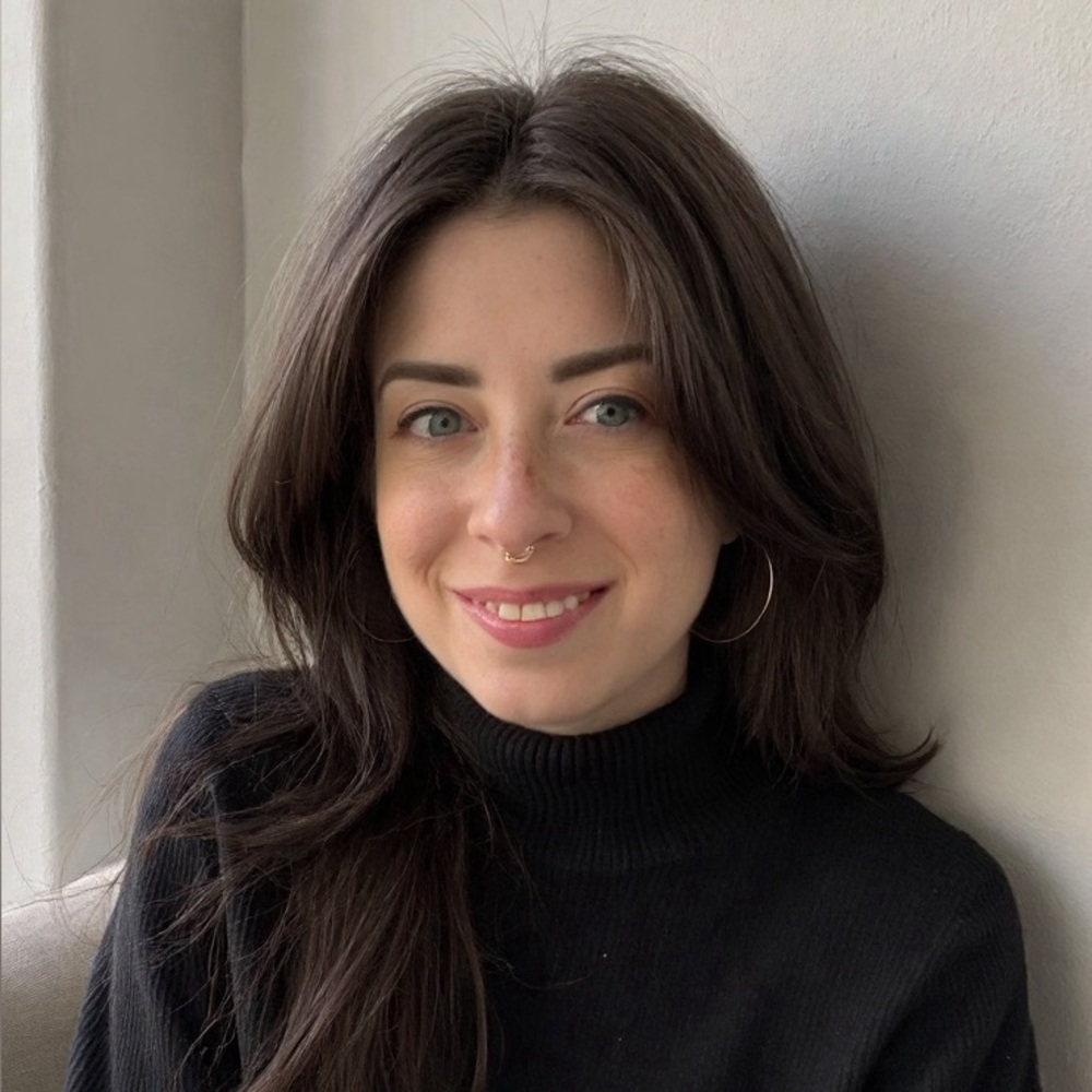 Meet your Posher, Alyssa